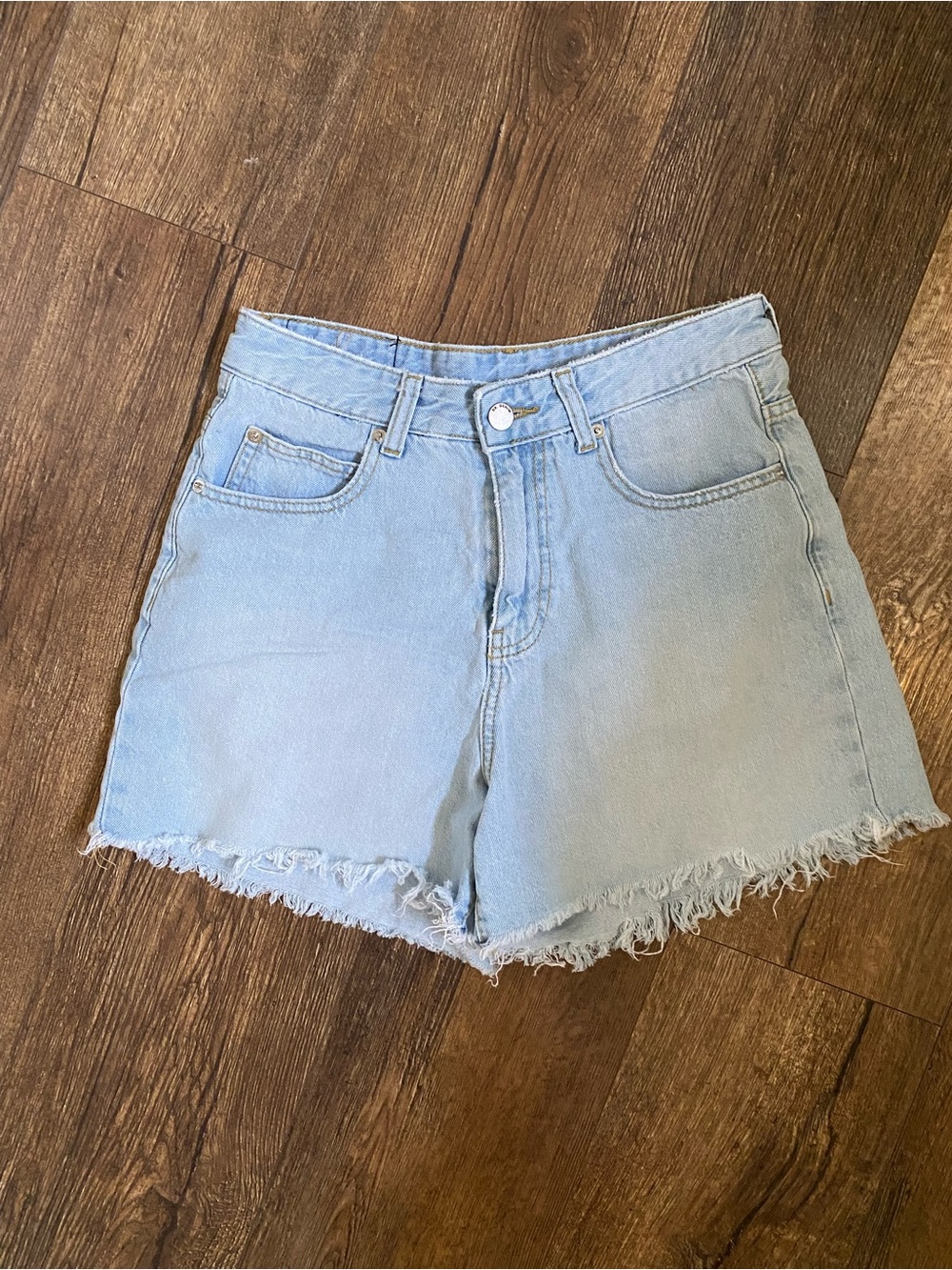 Women’s Light Wash Shorts